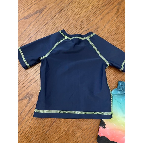 Old Navy Swim Trunks & Rash Guard-Dinosaur- 6-12m - Picture 7 of 7
